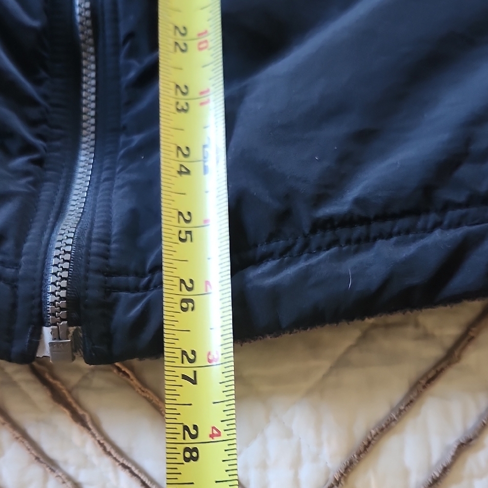 Verizon Wireless Black and Gray Reversable Fleece Jacket By Dunbrooke. - Picture 13 of 16
